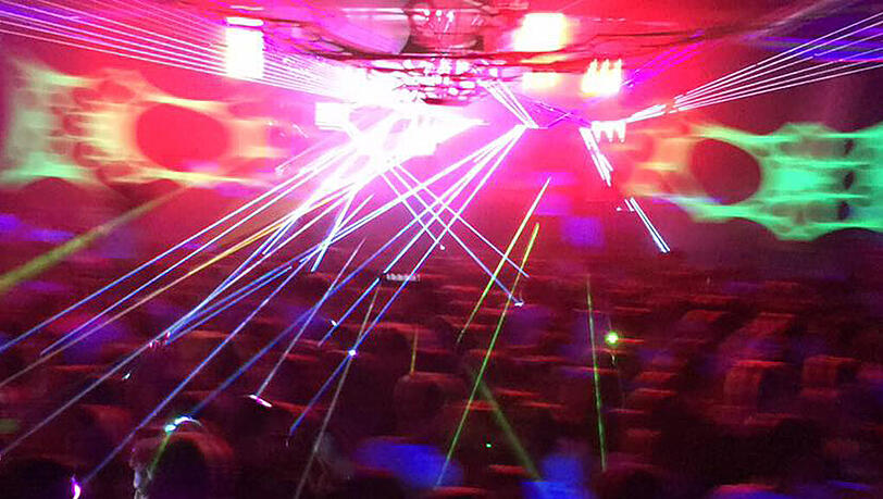 Auf dem "Neon-Techno-Festival" wurde ordentlich mit Drogen gedealt. Auf dem "Neon-Techno-Festival" wurde ordentlich mit Drogen gedealt.