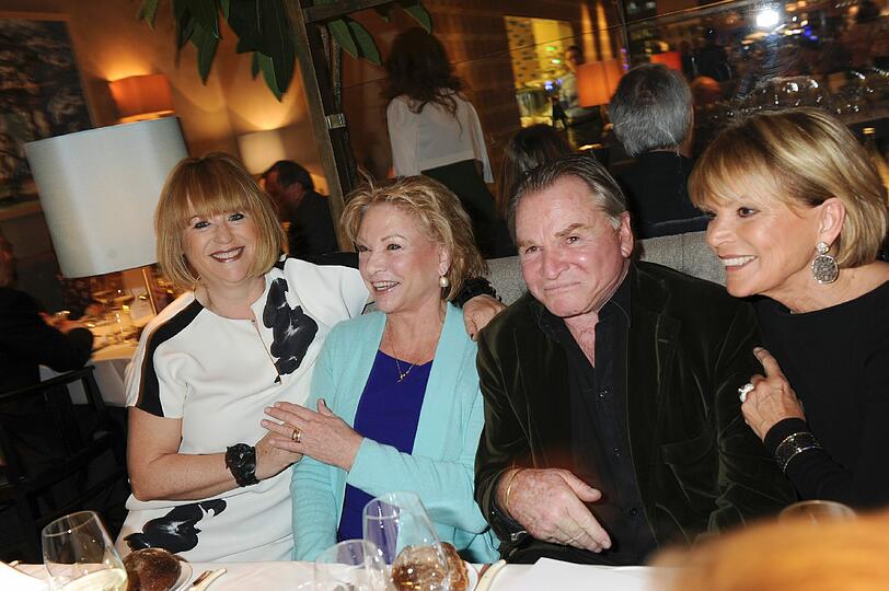 Bunte-Chefin Patricia Riekel mit Angela und Fritz Wepper und Uschi Glas