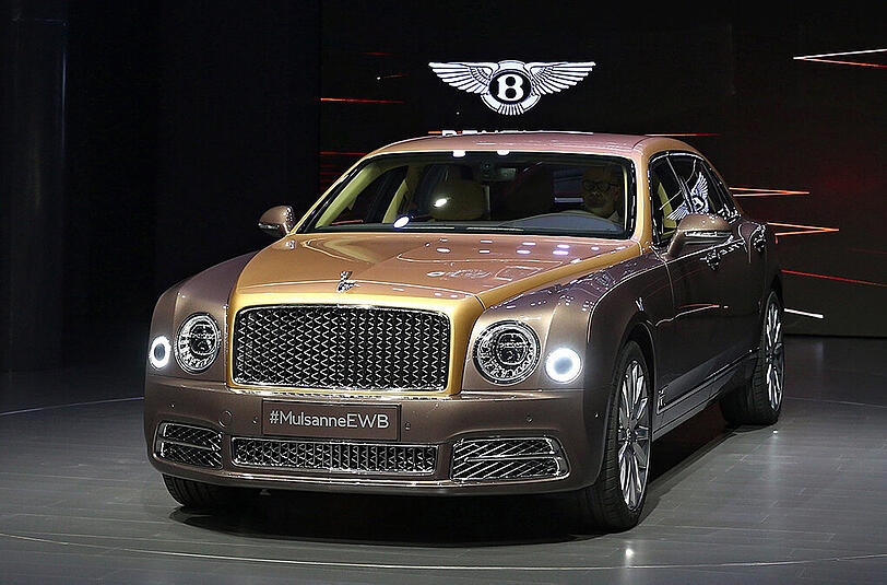 Ein Bentley Mulsanne auf der Automesse in Peking: Chinas Autokäufer finden zunehmend Gefallen an Luxusautos. Foto: Wu Hong