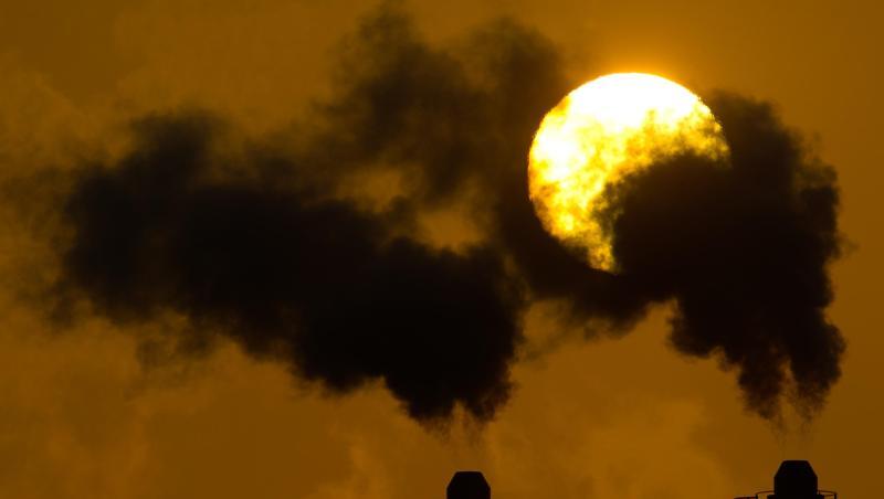Experten sind sich einig, dass sich bis 2030 weltweit viel mehr tun muss, wenn die Erderwärmung deutlich unter zwei Grad bleiben soll.
