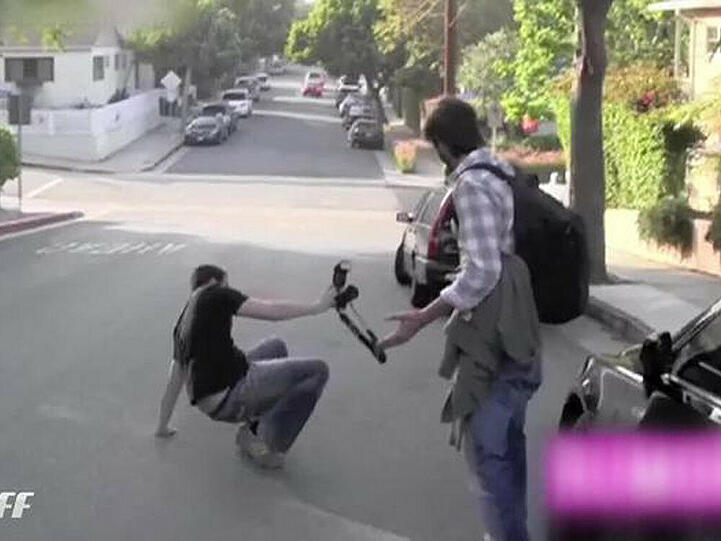 Ashton Kutcher ist nicht gut auf Paparazzi zu sprechen
