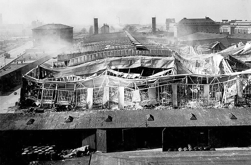 Zerstörung des Zweiten Weltkriegs: das Werk Milbertshofen 1945.
