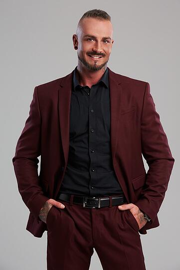 Andreas Kürner (30) aus Lübeck ist ein Romantiker. Der Friseur ist seit 2018 Single.