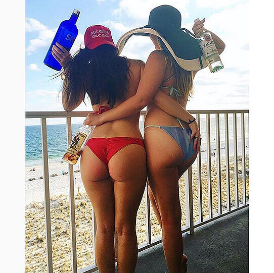 Babes for Trump: Diese Schönheiten wollen Donald Trump zur US-Präsidentschaft verhelfen.