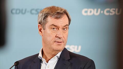 Die Ausrüstung der Bundeswehr muss nach den Worten von CSU-Chef Söder massiv aufgestockt werden. (Archivbild)