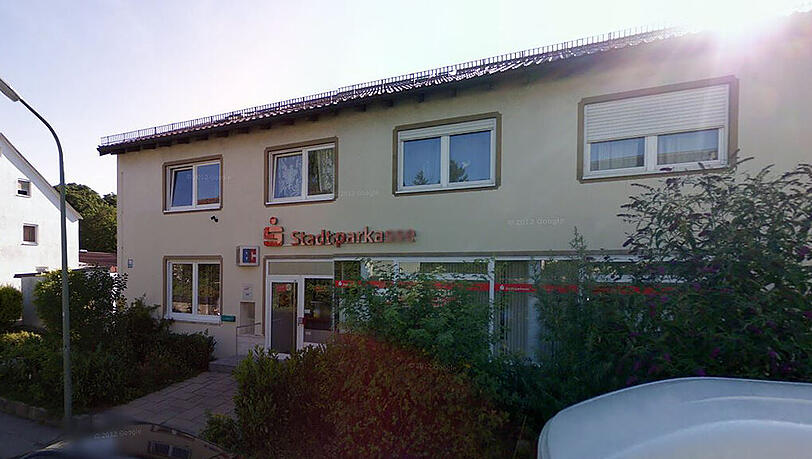 Diese Sparkasse in der Mannertstraße in Allach wurde am Mittwochnachmittag überfallen.