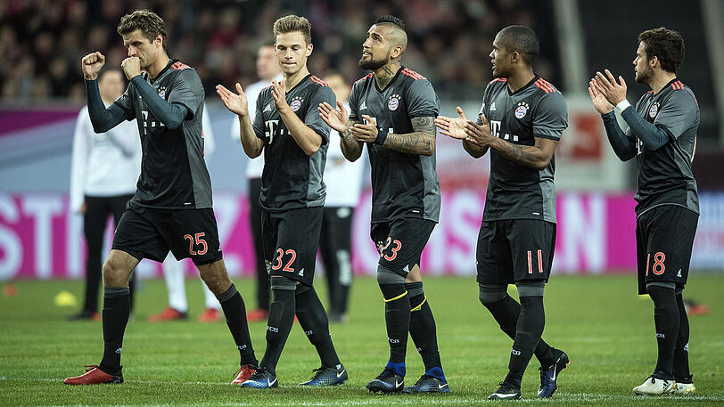 Geschafft! Die Bayern müssen im Halbfinale des Telekom Cups gegen Fortuna Düsseldorf ins Elfmeterschießen. Nach einem 4:1 zieht der Rekordmeister ins Endspiel ein.
