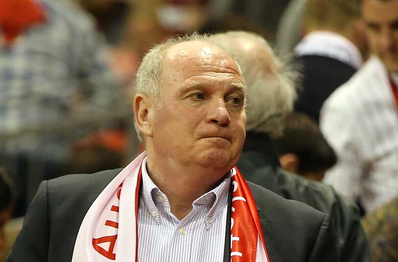 &bdquo;Der umgekehrte Smiley&ldquo;: Strobel über Uli Hoeneß vor dessen Haftantritt.