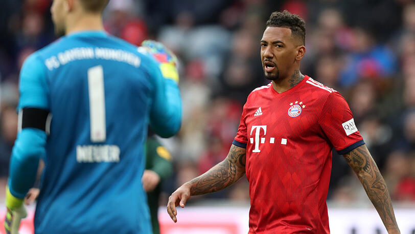 "Ich möchte keinesfalls meine Karriere ausklingen lassen, im Gegenteil", sagt Weltmeister-Innenverteidiger Jérôme Boateng, der nun wohl doch beim FC Bayern bleibt.