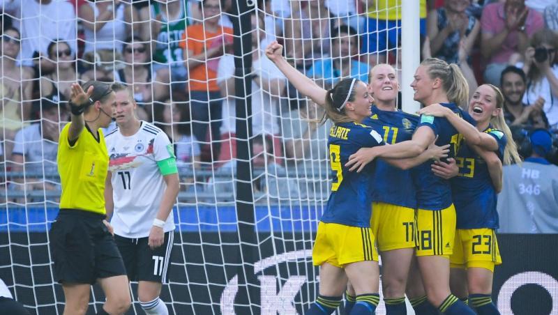 Deutschland verliert 1:2 im WM-Viertelfinale gegen Schweden. Deutschland verliert 1:2 im WM-Viertelfinale gegen Schweden.