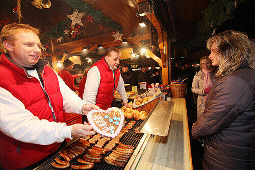 Lebkuchen essen für die Umwelt: Mit sogenannten Klimaherzen will das Münchner Oktoberfest in diesem Jahr dazu beitragen, den Ausstoß von Kohlendioxid zu senken. (Symbolbild)