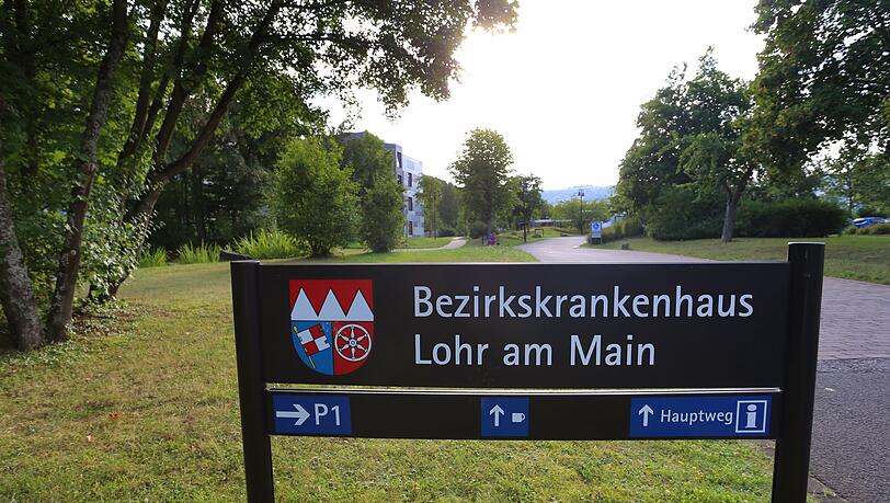 Ein Brandstifter war aus dem Bezirkskrankenhaus in Lohr am Main geflohen. (Archivbild) Ein Brandstifter war aus dem Bezirkskrankenhaus in Lohr am Main geflohen. (Archivbild)
