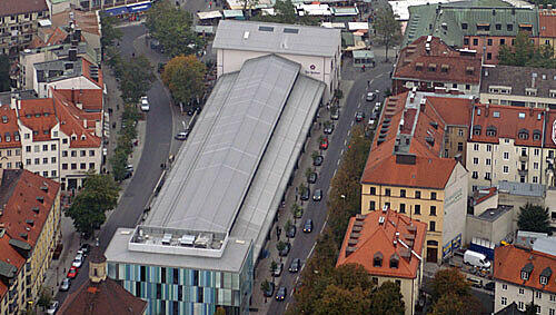 chon mehrfach in Schieflage geraten: die Schrannenhalle am Rande der Altstadt. chon mehrfach in Schieflage geraten: die Schrannenhalle am Rande der Altstadt.