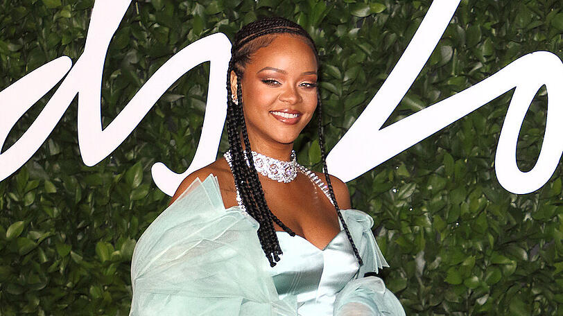 Rihanna macht sich auf Kosten ihrer Fans lustig