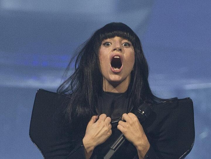 Gegen den Schmerz - Lady Gaga erklärt ihren Drogenkonsum