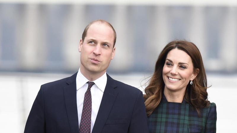 Prinz William und Kate, der Herzog und die Herzogin von Cambridge, zeigen ihre Unterstützung. Prinz William und Kate, der Herzog und die Herzogin von Cambridge, zeigen ihre Unterstützung.
