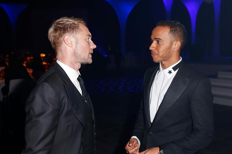 Pop meets Fomel 1: Ronan Keating im Plausch mit Lewis Hamilton.