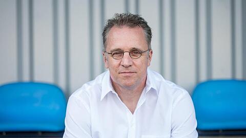 Tim Meyer erwartet ein Zurückfahren der Hygienemaßnahmen zur neuen Bundesliga-Spielzeit.
