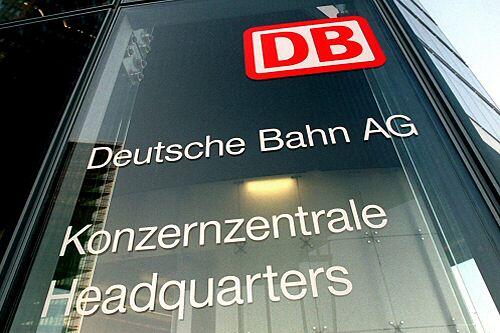 Die Firmenzentrale der Deutschen Bahn in Berlin