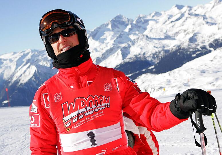 Michael Schumacher ist nicht gestürzt, weil er zu rasant fuhr. Das stellte seine Managerin klar.
