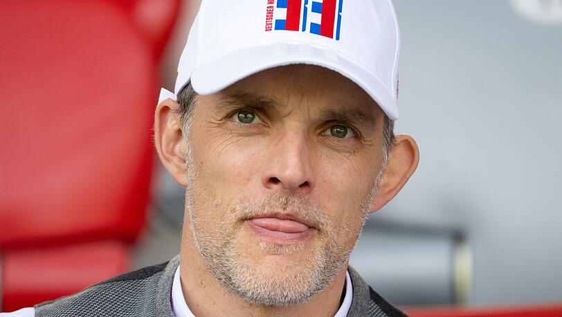 Thomas Tuchel von München verfolgt das Spiel auf der Tribüne.
