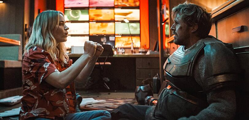 Kurze totale Erschöpfung nach schwieriger Wiederannäherung vor dem Finale: Emily Blunt als Regisseurin mit ihrem geliebten Stuntman Ryan Gosling.
