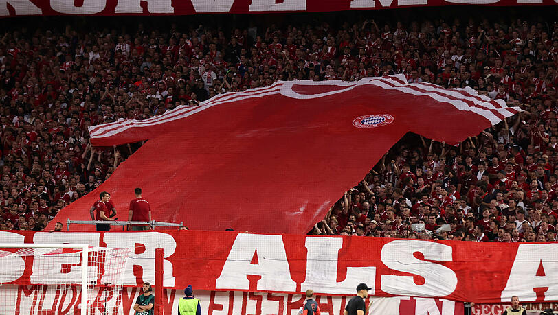 Die Trikotgestaltung sorgt immer wieder für Unmut bei den Bayern-Fans. Nun sind Entwürfe für das Oktoberfest-Leibchen aufgetaucht.