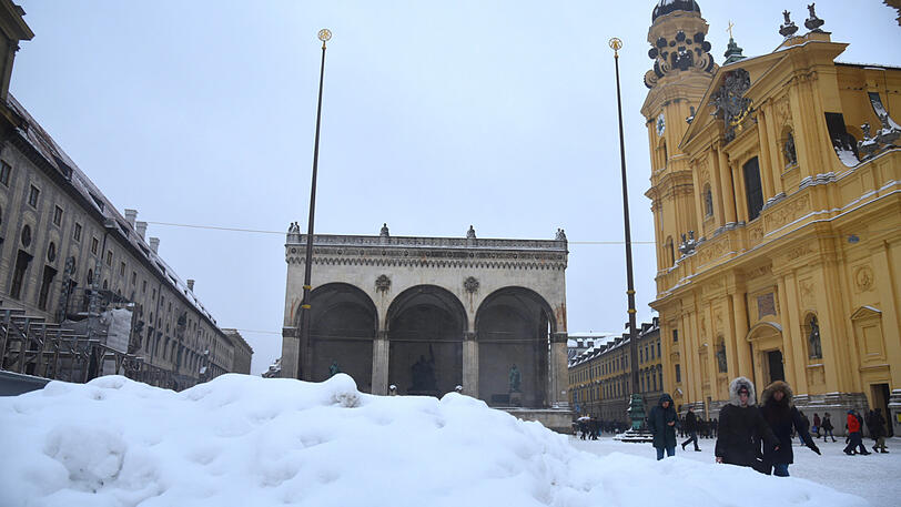 Generell hatte der Schnee München fest im Griff.