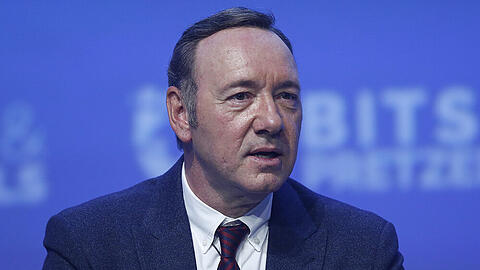 Was bedeutet der Tod des Anklägers für Schauspieler Kevin Spacey?