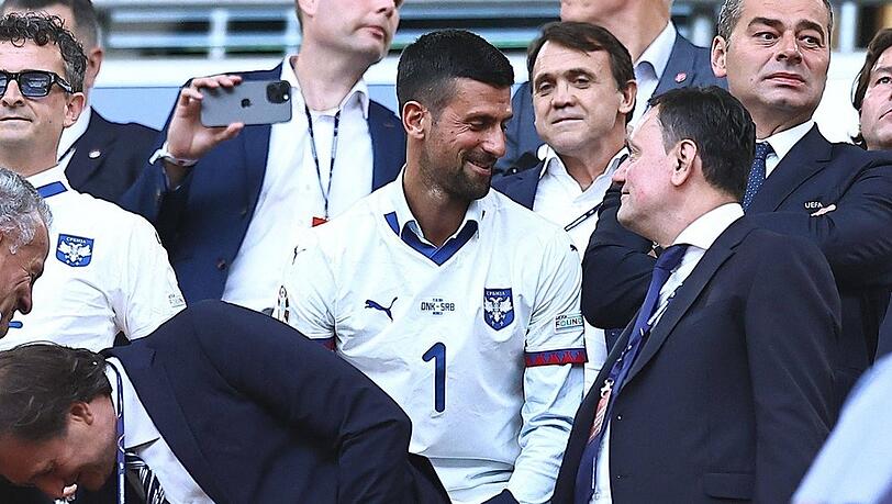Novak Djokovic auf der Tribüne in München.