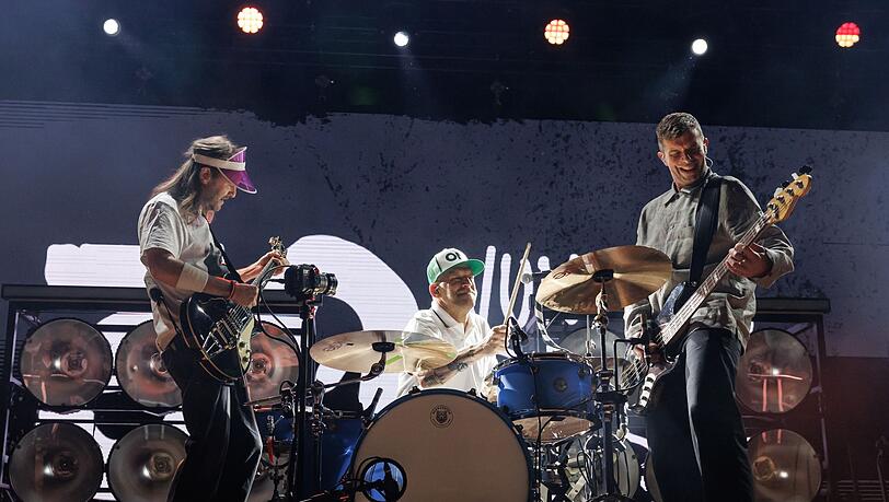 Seit 30 Jahren machen die Sportfreunde Stiller zusammen Musik. Seit 30 Jahren machen die Sportfreunde Stiller zusammen Musik.