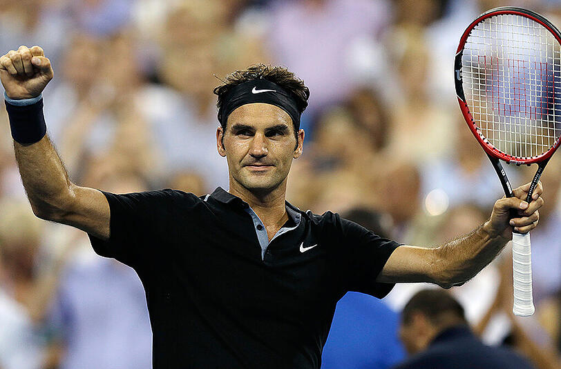 Roger Federer ist souverän ins Viertelfinale der US-Open eingezogen.