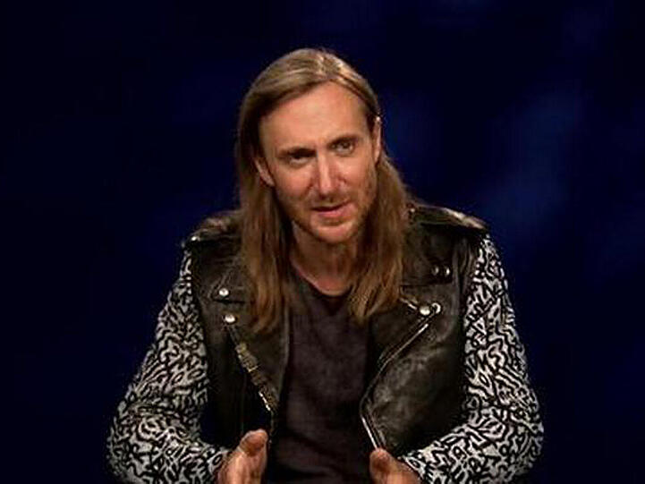 Video: David Guetta verzweifelt an Nicki Minaj