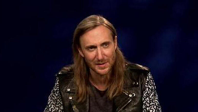 Video: David Guetta verzweifelt an Nicki Minaj Video: David Guetta verzweifelt an Nicki Minaj