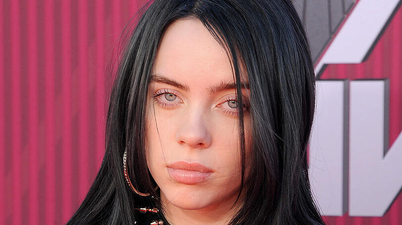 Billie Eilish hat den "James Bond"-Titelsong veröffentlicht: "No Time to Die"