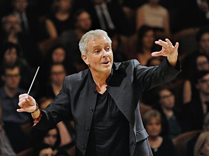 Dirigent Alexander Liebreich. Foto: Tomas Vodnansky/Tschechischer Rundfunk/Archivbild