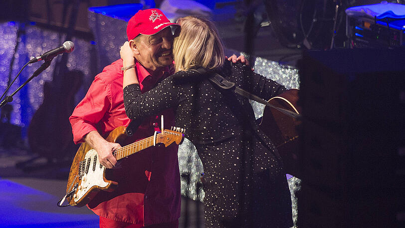 die Bilder vom 40-jährigen Bühnenjubiläum der Spider Murphy Gang in der Olympiahalle.