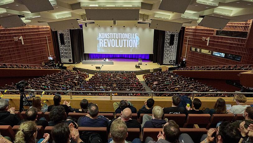 Ein B&uuml;ndnis hat einen "digitalen Unabh&auml;ngigkeitstag" ausgerufen.