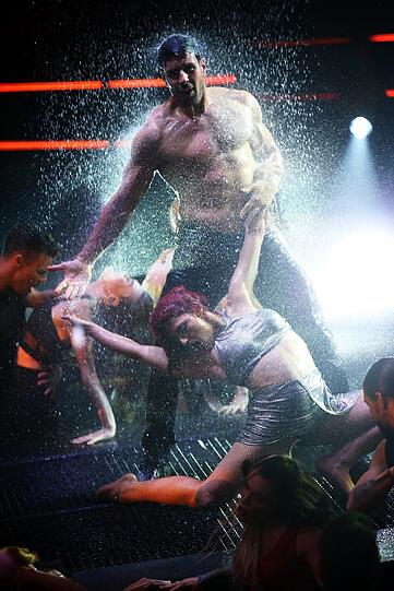 Leonards Solo: "Livin&rsquo; La Vida Loca" von Ricky Martin.