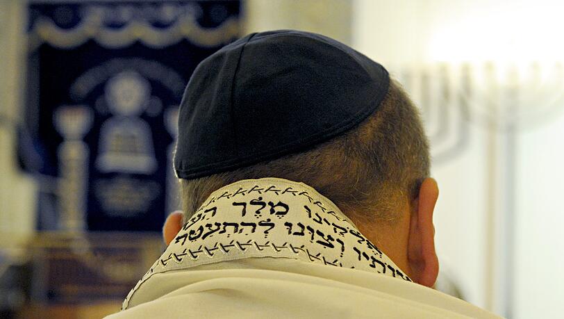 Um die jüdische Kopfbedeckung Kippa soll es Aufklärung geben. Um die jüdische Kopfbedeckung Kippa soll es Aufklärung geben.
