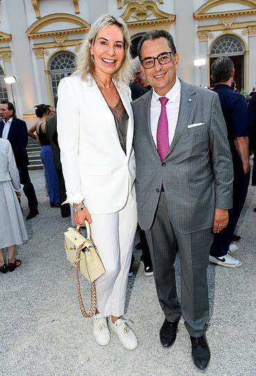 Stavros Kostantinidis mit Frau Saskia Greipl