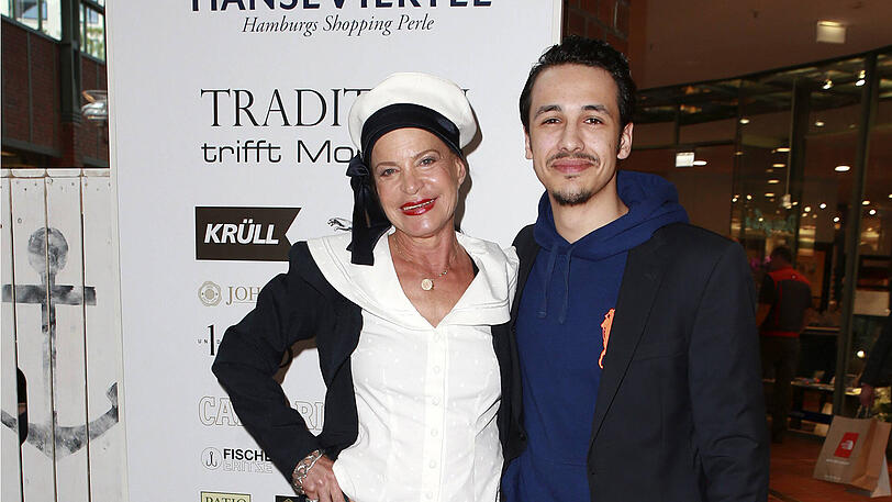 Verstehen sich gut: Herzsprungs Ex Barbara Engel und sein unehelicher Sohn Marvin Herzsprung.