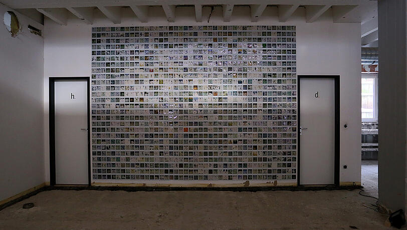 Die Kunstaktion wurde vom KVR verboten. Wir haben Bilder der Ausstellung. Die Kunstaktion wurde vom KVR verboten. Wir haben Bilder der Ausstellung.