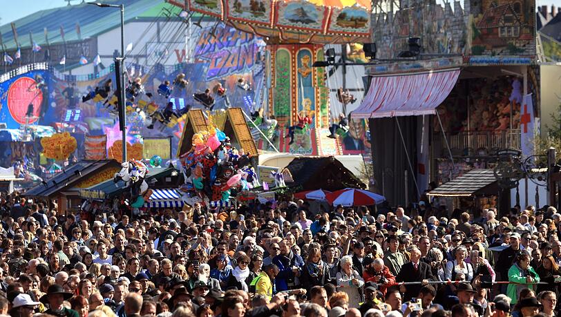 Die Wiesn: Hier will der Brauerei-Chef unbedingt hin (Archivbild).