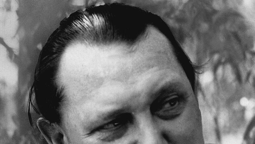 Hermann Göring spielte als rechte Hand Hitlers eine Schlüsselrolle beim Aufbau der nationalsozialistischen Gewaltherrschaft. Hermann Göring spielte als rechte Hand Hitlers eine Schlüsselrolle beim Aufbau der nationalsozialistischen Gewaltherrschaft.