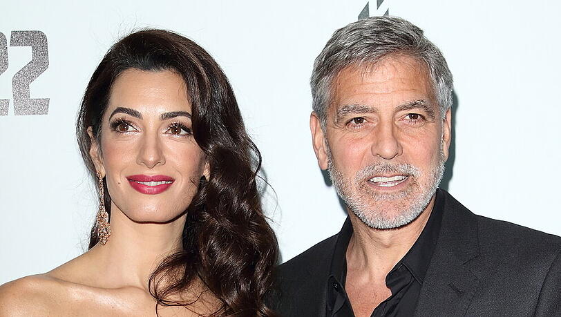 Amal und George Clooney spenden für das Heimatland der Menschenrechtsanwältin. Amal und George Clooney spenden für das Heimatland der Menschenrechtsanwältin.
