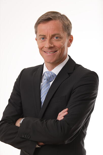 Axel Fischer. Axel Fischer.