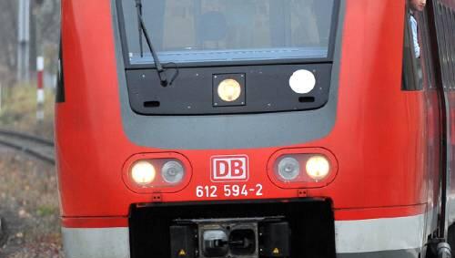 Ganz ohne Zugfüher fuhr der Wagen los und stoppte erst nach 20 Kilometern wieder. Ganz ohne Zugfüher fuhr der Wagen los und stoppte erst nach 20 Kilometern wieder.