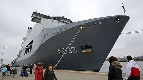 Ein Gericht hat nach dem Vorfall auf dem Marineschiff Strafen verh&auml;ngt. (Symbolbild)