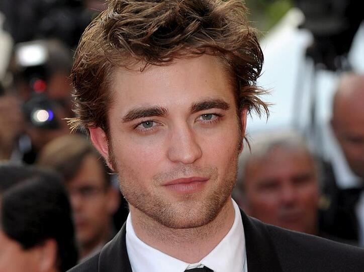 In dem Kostümfilm «Bel Ami» wird Robert Pattinson seiner Kollegin Uma Thurman den Kopf verdrehen.